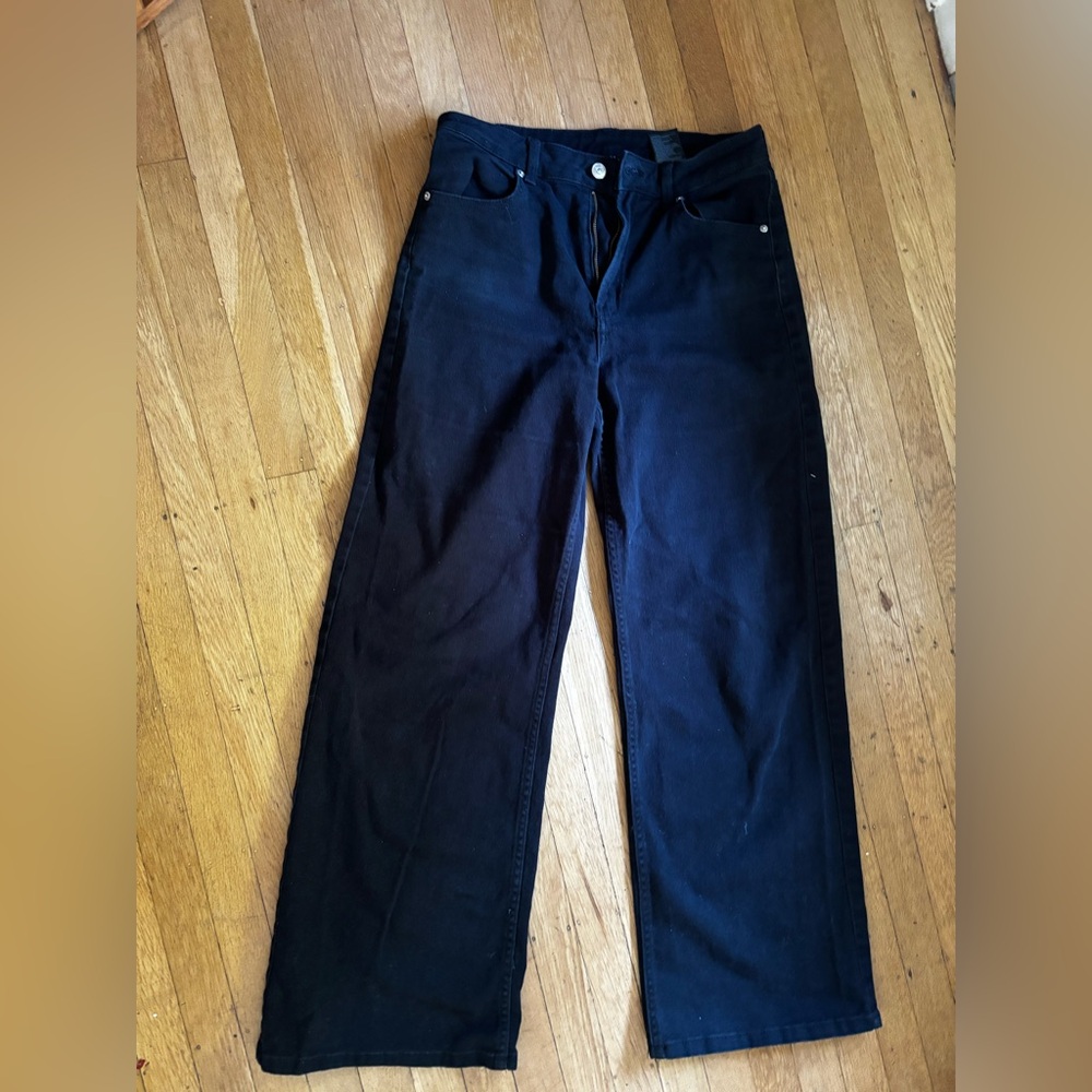 Women’s Black Cropped H&M Jeans
